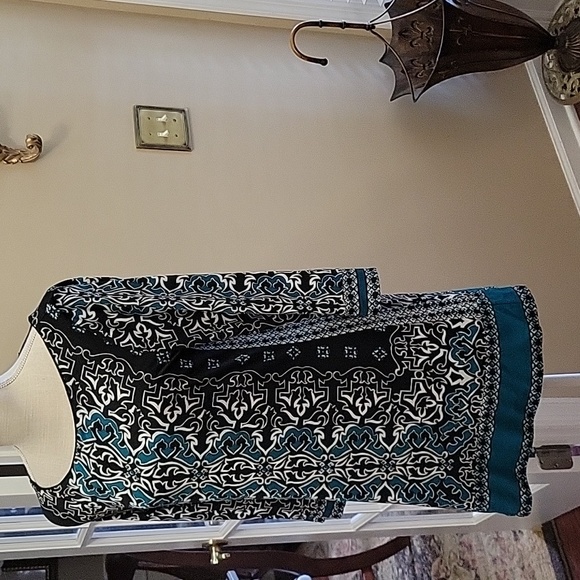 White House Black Market black white teal print scoop neck 3/4 slv Stretch Med … - Picture 2 of 7
